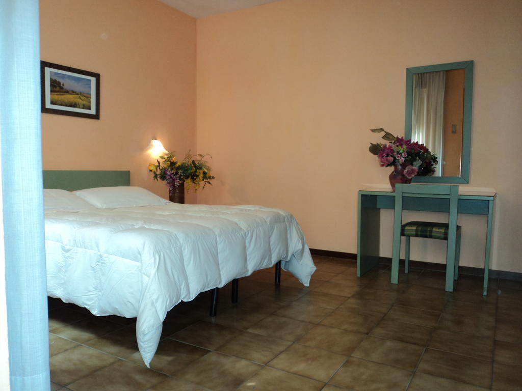 Zenith Hotell Montecatini Terme Rum bild