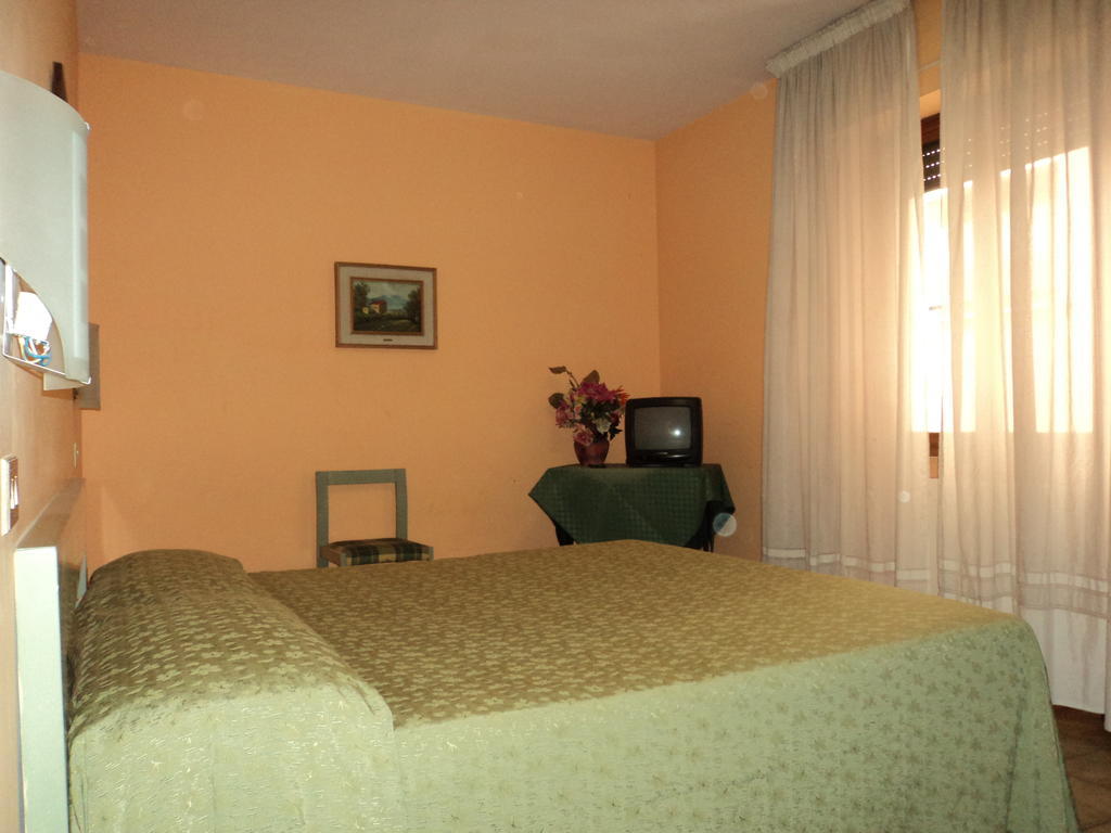 Zenith Hotell Montecatini Terme Rum bild