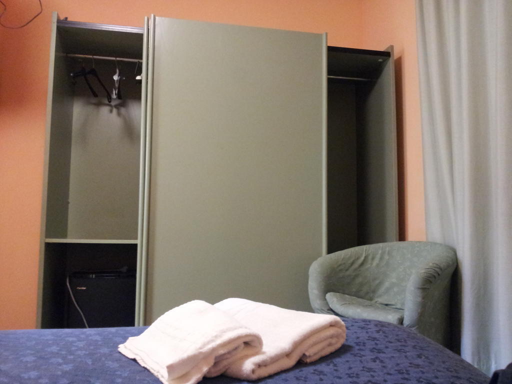 Zenith Hotell Montecatini Terme Rum bild