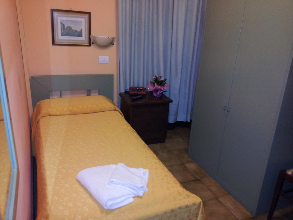 Zenith Hotell Montecatini Terme Rum bild